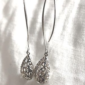 VINTAGE Sterling Silver Drop Filigree Scroll Cutout Dangle Earrings